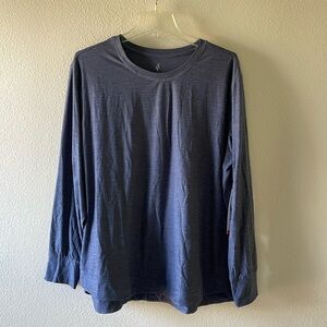 Sketchers XXL blue/gray long sleeve athletic top, nwt